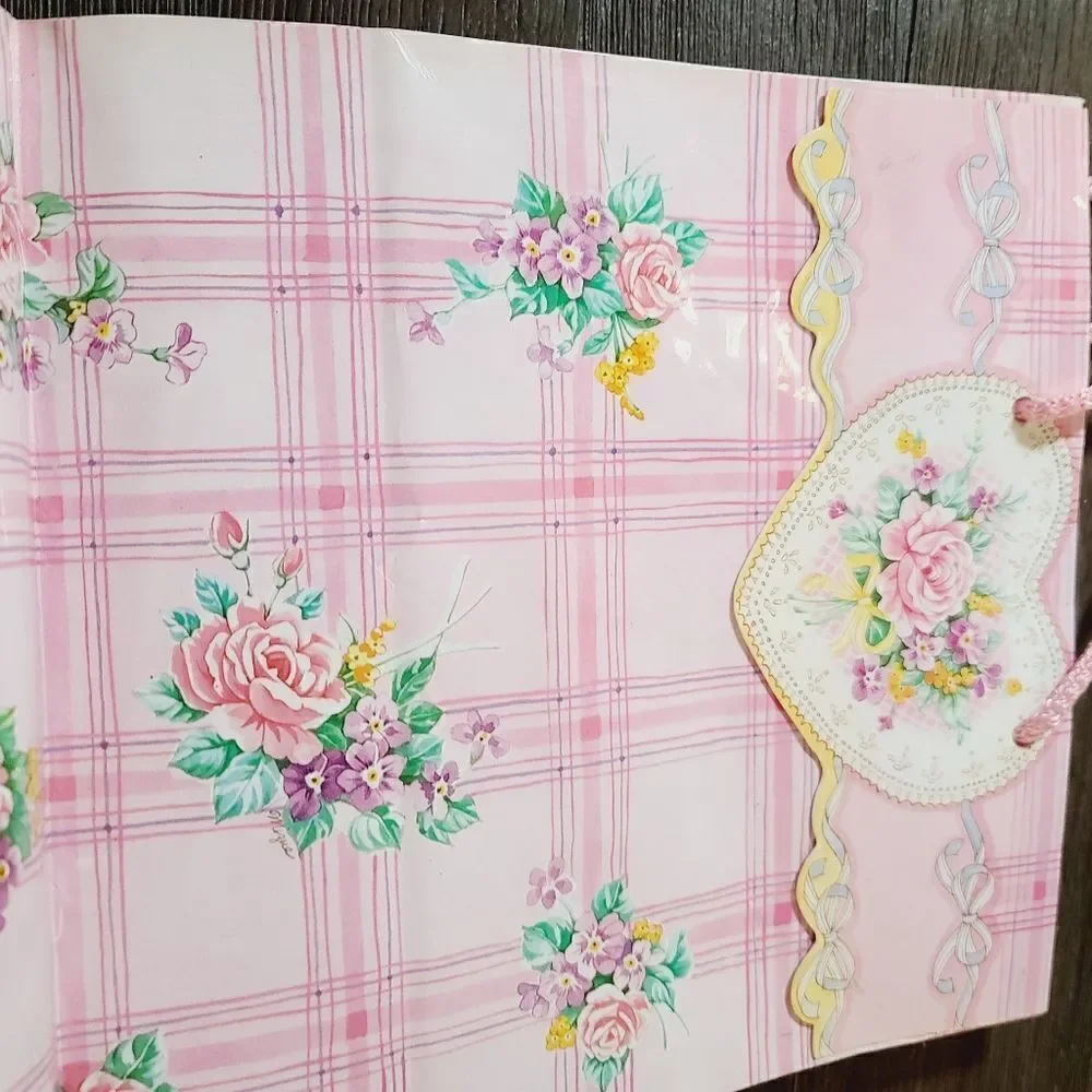 Vintage 1980's Pink Girly Pastel Floral Kawaii Gift Bag Ribbon Bow